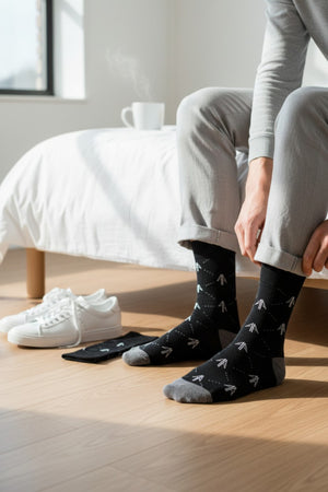 Arrow Dress Socks